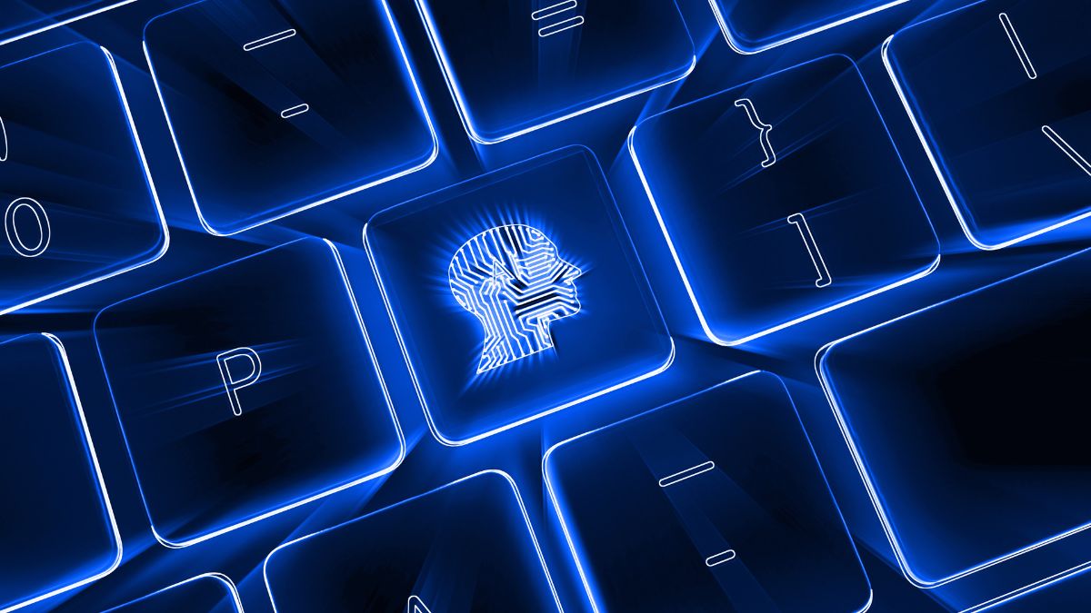 Touche de clavier avec icône de tête numérique, symbolisant la structuration des pensées en intelligence artificielle